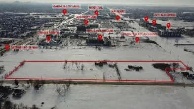 Rare Development Opportunity! 8  Acres just off McPhillips St! Image# 8