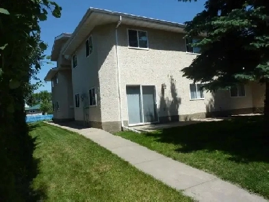 Leduc Two Bedroom - Central Location Image# 6