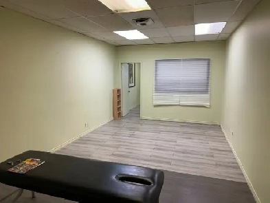 515 Sqft Private Office For Lease Near Dundas and Dixie Image# 1