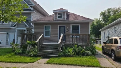 2 Bedroom Home for lease...close to riverfront and parks!