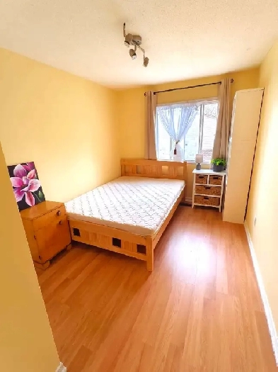 Scarborough townhouse for rent Image# 1