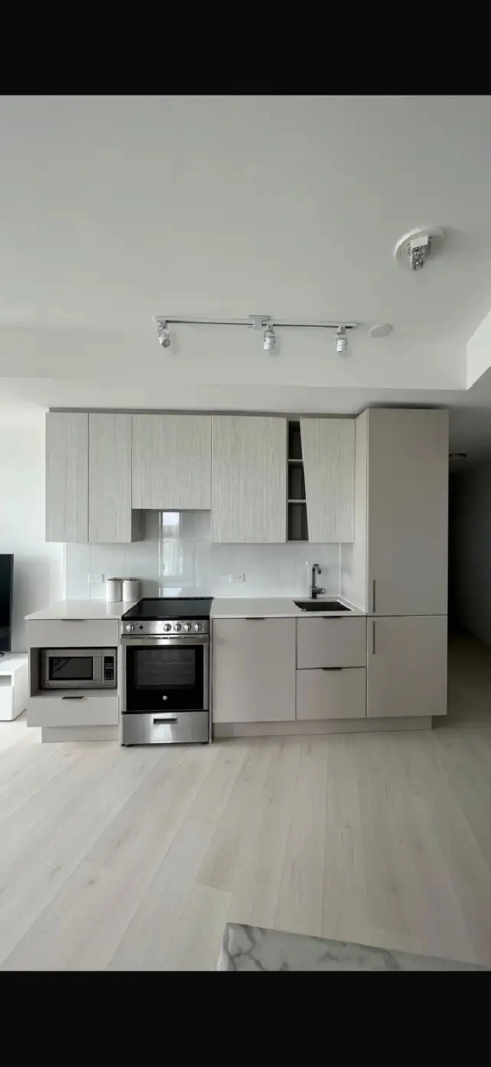 Furnished condo for rent