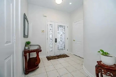 4 Bedroom House for Rent near Mount pleasant Go station.