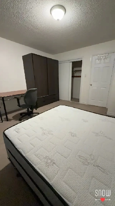 Room for rent-female Image# 3