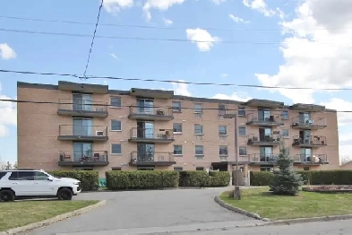 Large 2 bedroom Carleton place Condo! Image# 1