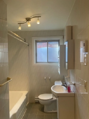 5 1/2 Villeray/St-Michel Image# 3