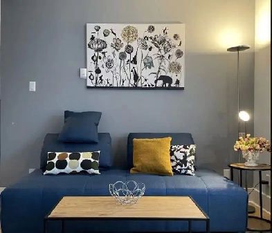 SuperLocation-metro du college-idea for 2-3 students share Image# 1