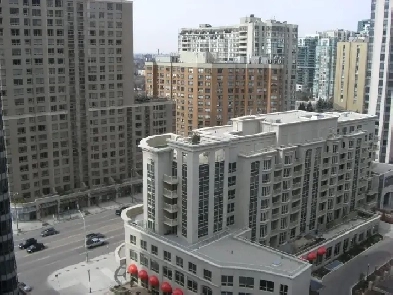 Yonge/Finch: 15 Northtown Way- LUXURY 1 BDRM SUITE Image# 1