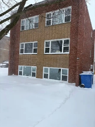 1 bedroom newly renovated apartment on east Mountain Image# 1