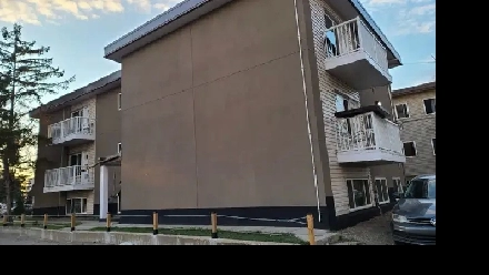 Bachelor suite near Kingsway Mall, NAIT Campus & LRT Image# 1