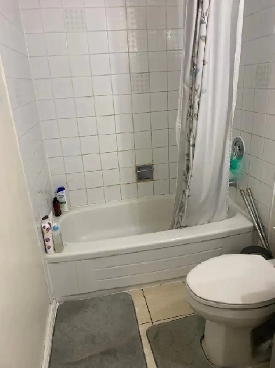 NEED ONE GIRL FOR PRIVATE MASTER BEDROOM IN HOUSE Image# 1