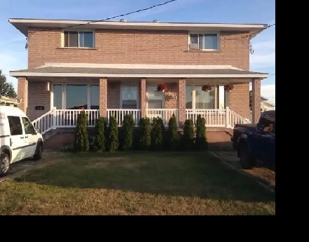 House for Rent in Family Friendly Neighbourhood