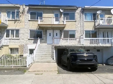 4 1/2 - 2 chambres et 1 bureau - À louer 1500$ Image# 1