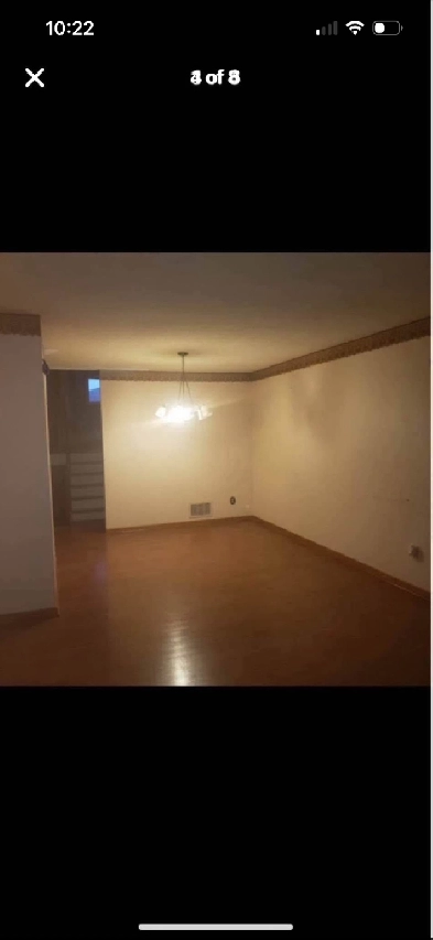 3 bedroom 2 parking upper level Brampton avail Feb 1