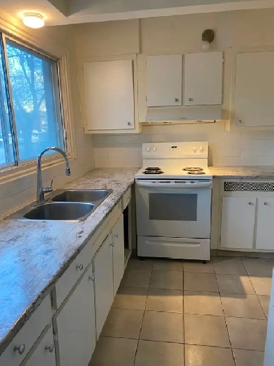 4 1/2 à Dorval pour le mois de mars