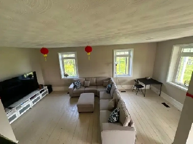 For Rent: 4 bedroom 2 washroom plus office on 7 acres Image# 1