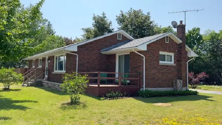 Room For Rent - Downtown Port Elgin