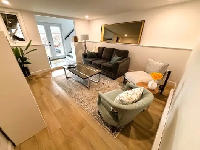 25-010 Tastefully furnished, renovated flat in North End Halifax Image# 1