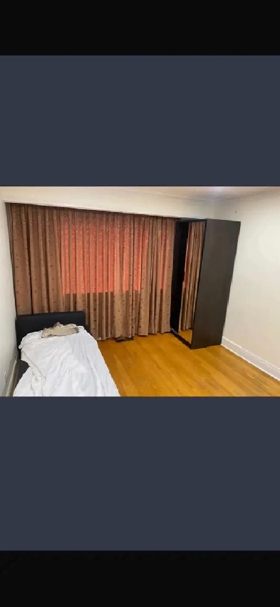 Scarborough warden and Lawrence for rent main floor 3 bedrooms Image# 1