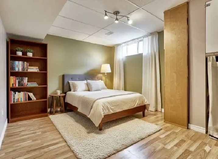 Legal 1 bedroom plus den - 2 parking - everything closeby