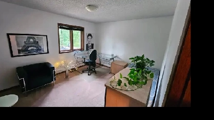 Room for Rent - Close to the U of M ! Image# 7