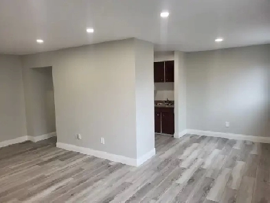 Beautifully Updated 2-Bedroom Apartment