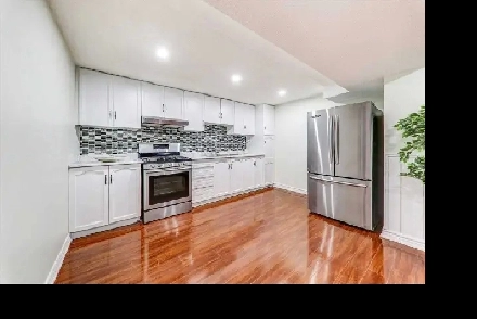 Room on Rent in Scarborough - February 1 Image# 1