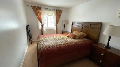 Female tenant all icluded/colocataire femme- tout inclus Image# 3