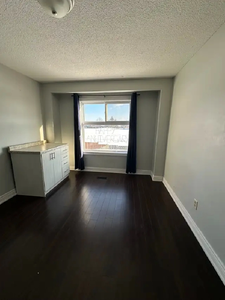 4Beds /2Baths Semi-Detached House for Rent including Utilities