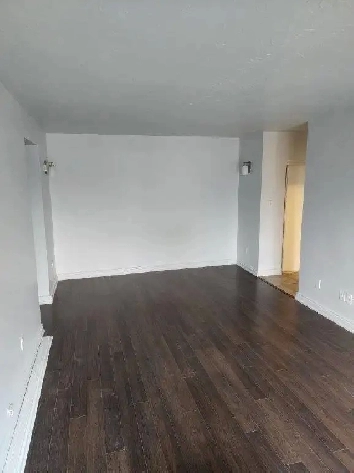 2 Beds 1 Bath - ApartmentWhitby, ON Image# 1