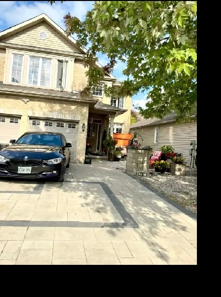 urgent all included furnished room for rent female only Image# 3