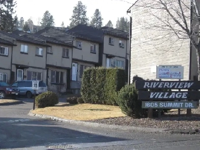 Riverview Village #84