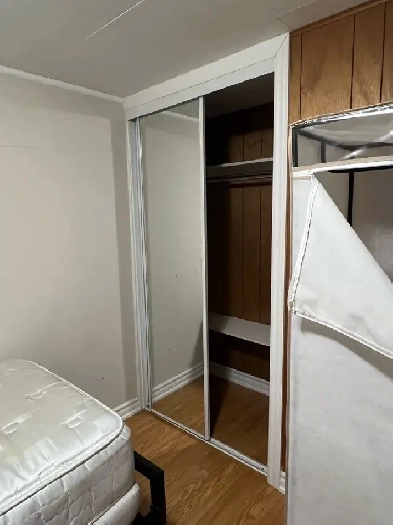 Room for Rent - $650 - Females Only Image# 1