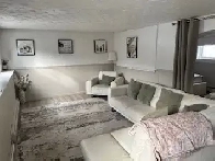 BEAVERBANK LARGE FAMILY HOME 4-5 BDRMS , 2 BATHS