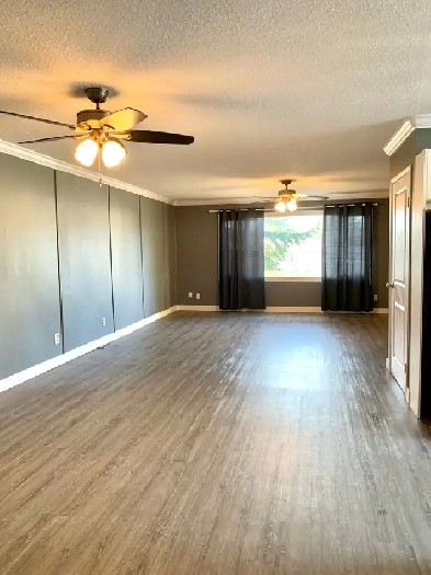 1250sqft 3 bedroom suite