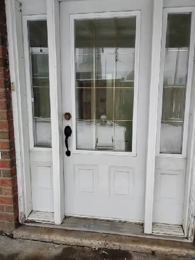 2-Bed Walk-Out Basement – Mississauga (Confederation/Rathburn