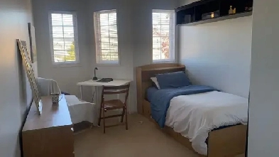 Female  Room for Rent  $850.00_Mississauga Image# 1