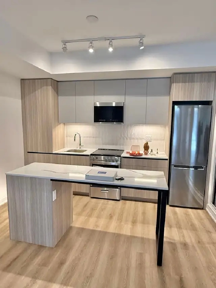 TOWNHOUSE FOR RENT IN BRAMPTON NEAR MOUNT PLEASANT GO STATION