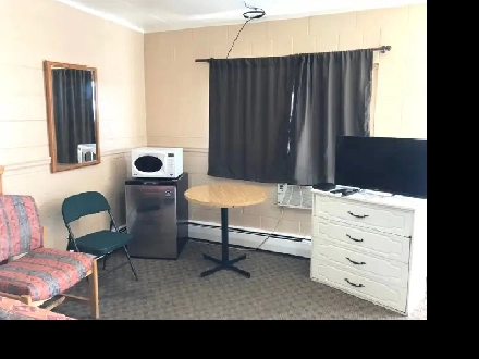 Single and Double Rooms available for Rent: Innisfail, Alberta Image# 1