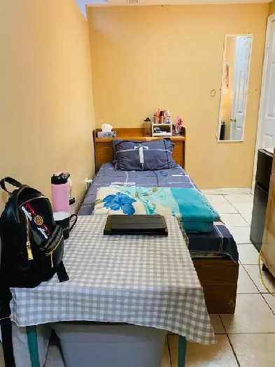 BSMT PRIVATE  ROOM WITH private TOILET FOR RENT –FEMALE only Image# 1