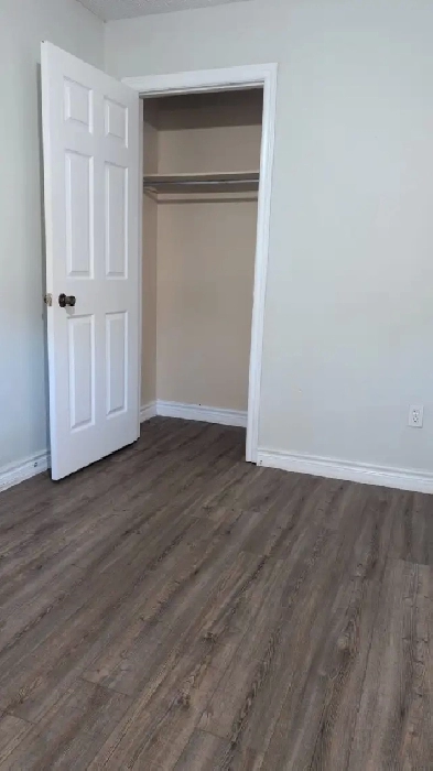 STUDENT ROOMS FOR RENT CLOSE TO GEORGIAN COLLEGE