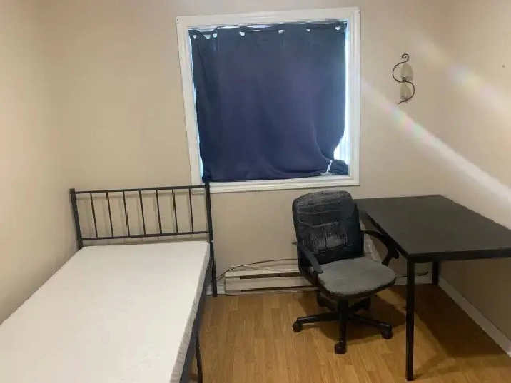 Chambre privée $600 Room for Rent $ 600