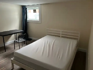 All-inclusive private room near Walkley and Bank Image# 7