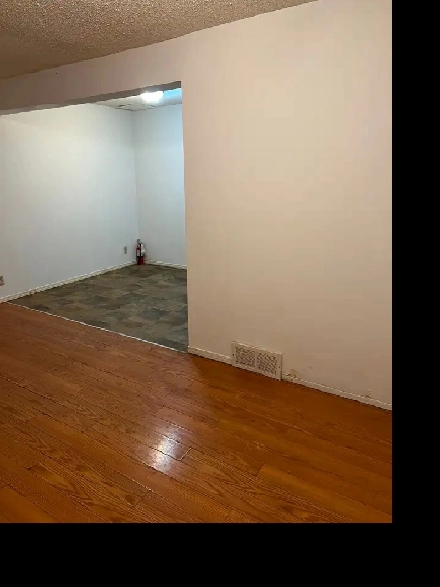 Two BDRM Townhouse For Rent Image# 1