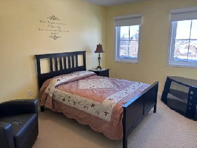 Room 4 Rent - Ajax - PRIV BATH Image# 1