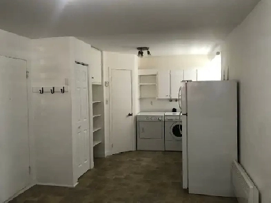 Beau Grand 1 1/2, Rue Bourdon, Limoilou Juillet Image# 1