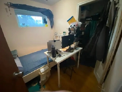 Furnished room 2 mins to Rundle Station Image# 2