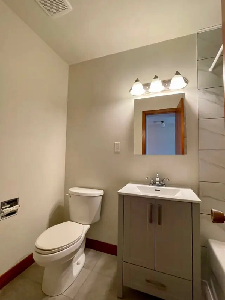 2 Bedroom Apart for Rent Close to CFB Trenton Military Disc.