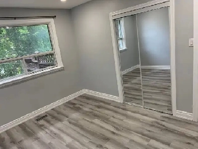 Newly Renovated 3-Bedroom Bungalow – Prime Scarborough Location! Image# 1