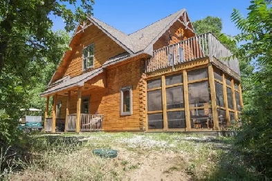 Whitewater Village cottage rental: 3 bedroom 3 bath sleeps 9 Image# 2